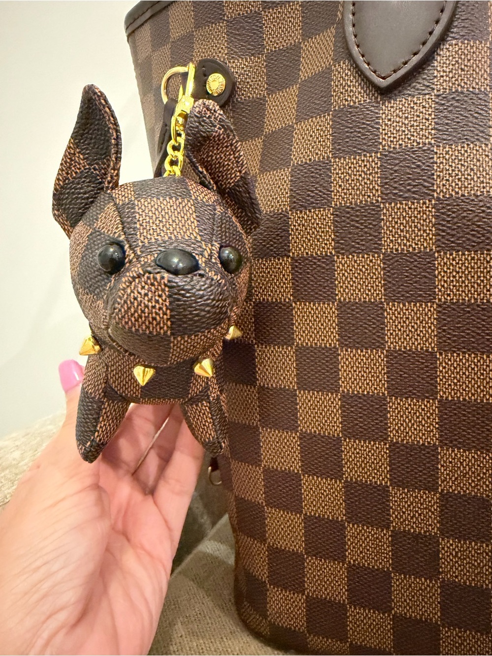 Checkerboard Brown French Bulldog Key/Bag Charm with Gold Chain NWOT - Picture 13 of 14